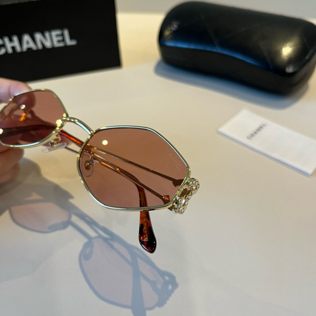 Chanel Metal Fashion Red Lens Sunglasses for Men & Women - 371667 - detail image 6
