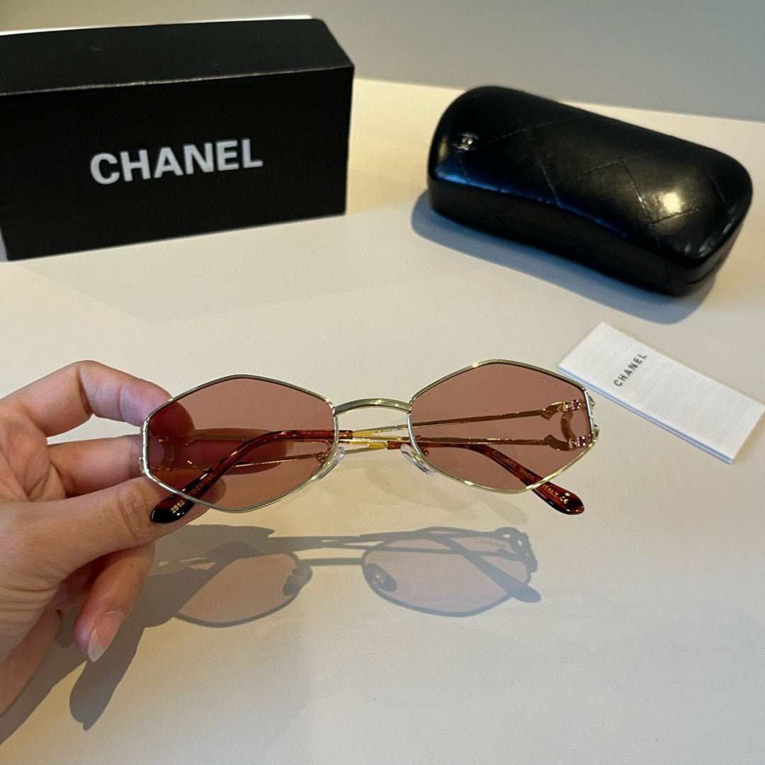 Chanel Metal Fashion Red Lens Sunglasses for Men & Women - 371667 - detail image 5