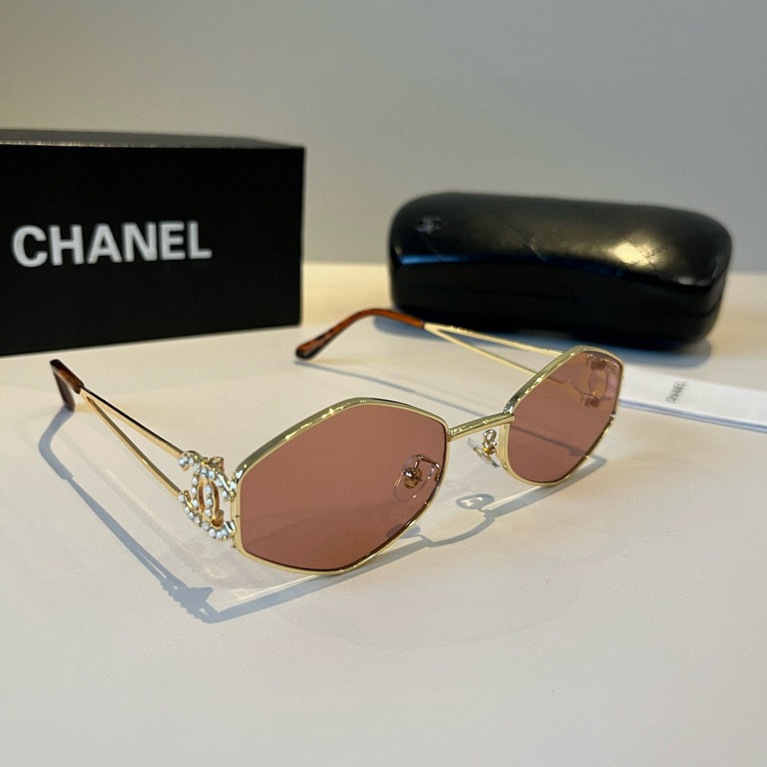 Chanel Metal Fashion Red Lens Sunglasses for Men & Women - 371667