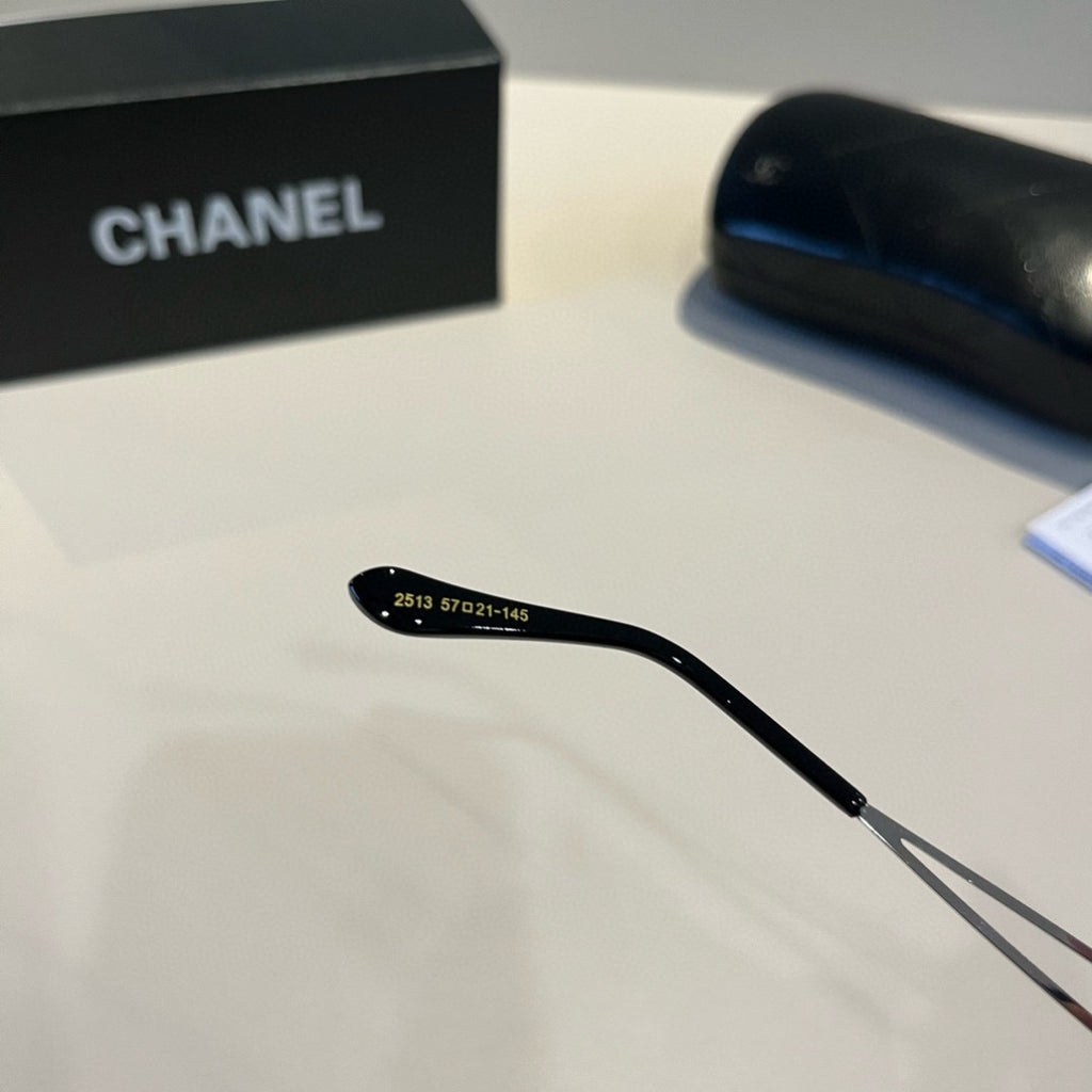 Chanel Metal Fashion Silver Lens Sunglasses for Men & Women - 866995 - detail image 10