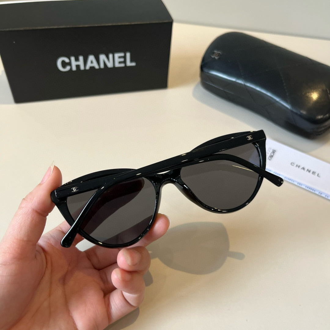 Chanel Fashion Black Lens Sunglasses for Men & Women - 866998 - detail image 7