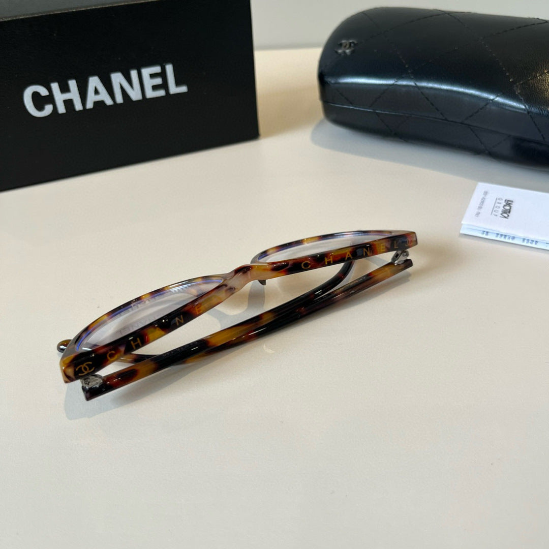 Chanel Fashion Brown Lens Sunglasses for Men & Women - 371669 - detail image 6