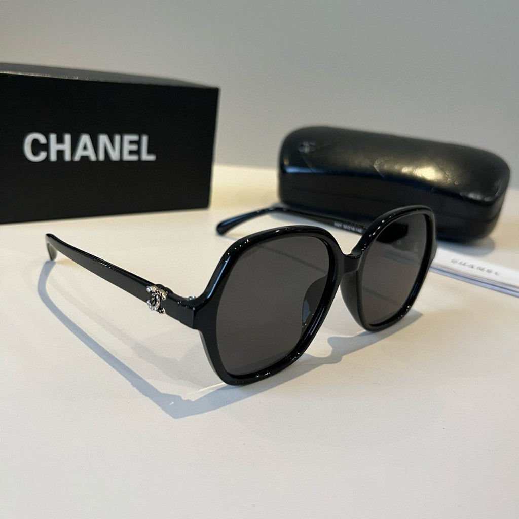 Chanel Blue-Light Fashion Black Lens Sunglasses for Men & Women - 382282