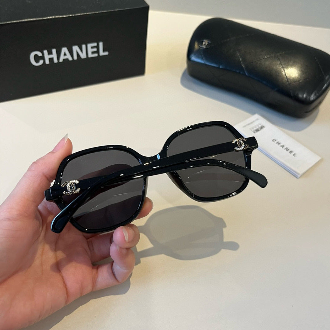 Chanel Blue-Light Fashion Black Lens Sunglasses for Men & Women - 382282 - detail image 7