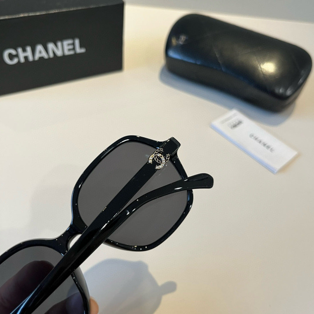 Chanel Blue-Light Fashion Black Lens Sunglasses for Men & Women - 382282 - detail image 8