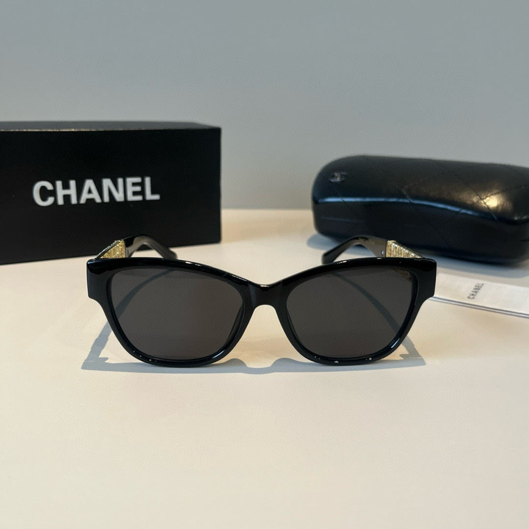 Chanel Fashion Black Lens Sunglasses for Men & Women - 867003 - detail image 2