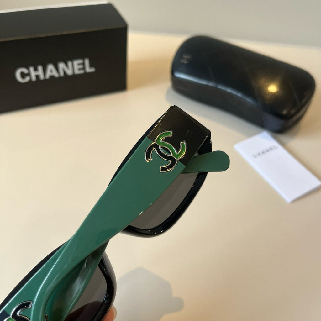 Chanel Fashion Black Lens Sunglasses for Men & Women - 867007 - detail image 8