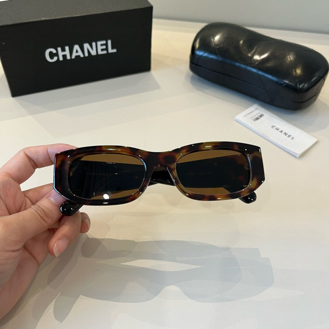 Chanel Fashion Black Lens Sunglasses for Men & Women - 382284 - detail image 7