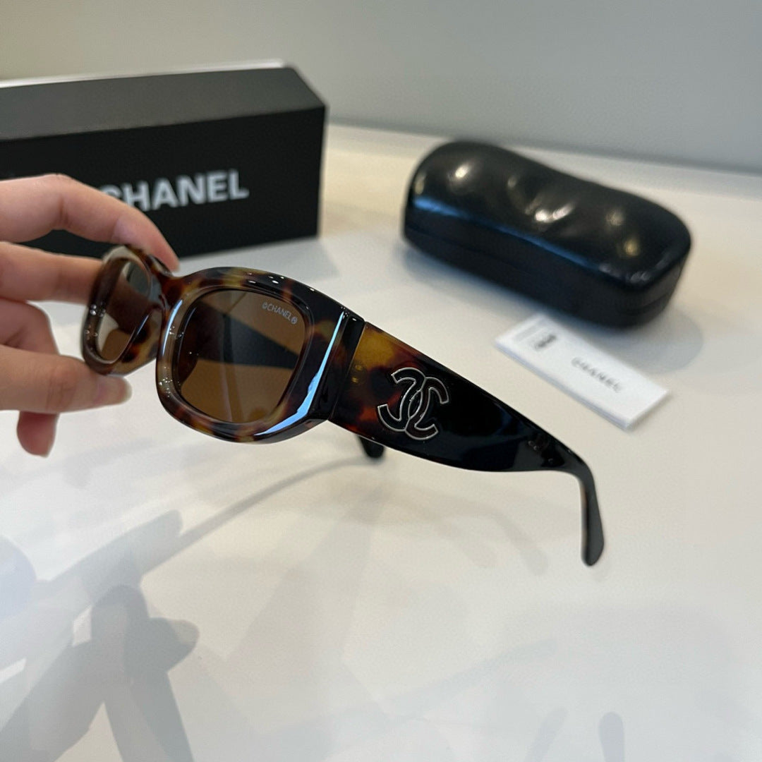 Chanel Fashion Black Lens Sunglasses for Men & Women - 867008 - detail image 4