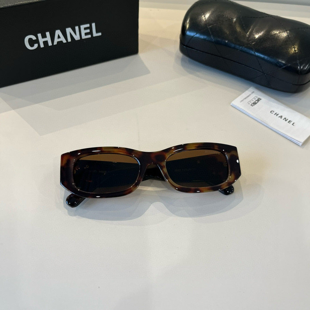 Chanel Fashion Black Lens Sunglasses for Men & Women - 867008 - detail image 5