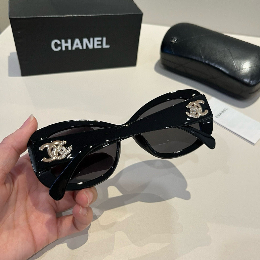 Chanel Fashion Black Lens Sunglasses for Men & Women - 867010 - detail image 7