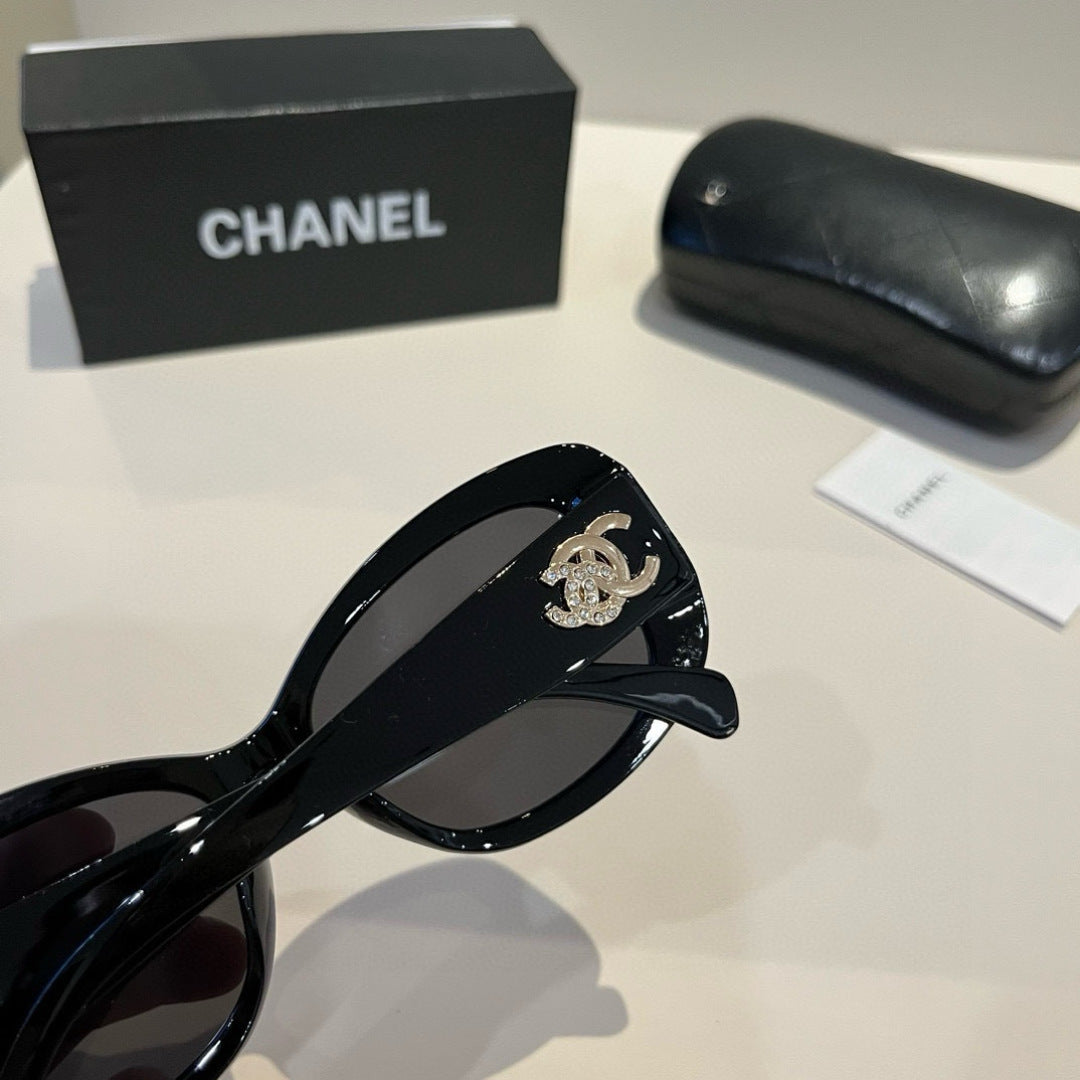 Chanel Fashion Black Lens Sunglasses for Men & Women - 867010 - detail image 8
