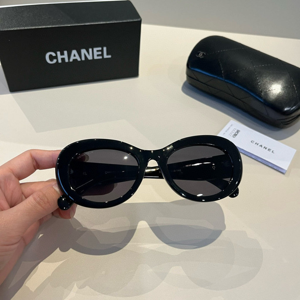 Chanel Fashion Black Lens Sunglasses for Men & Women - 867011 - detail image 5