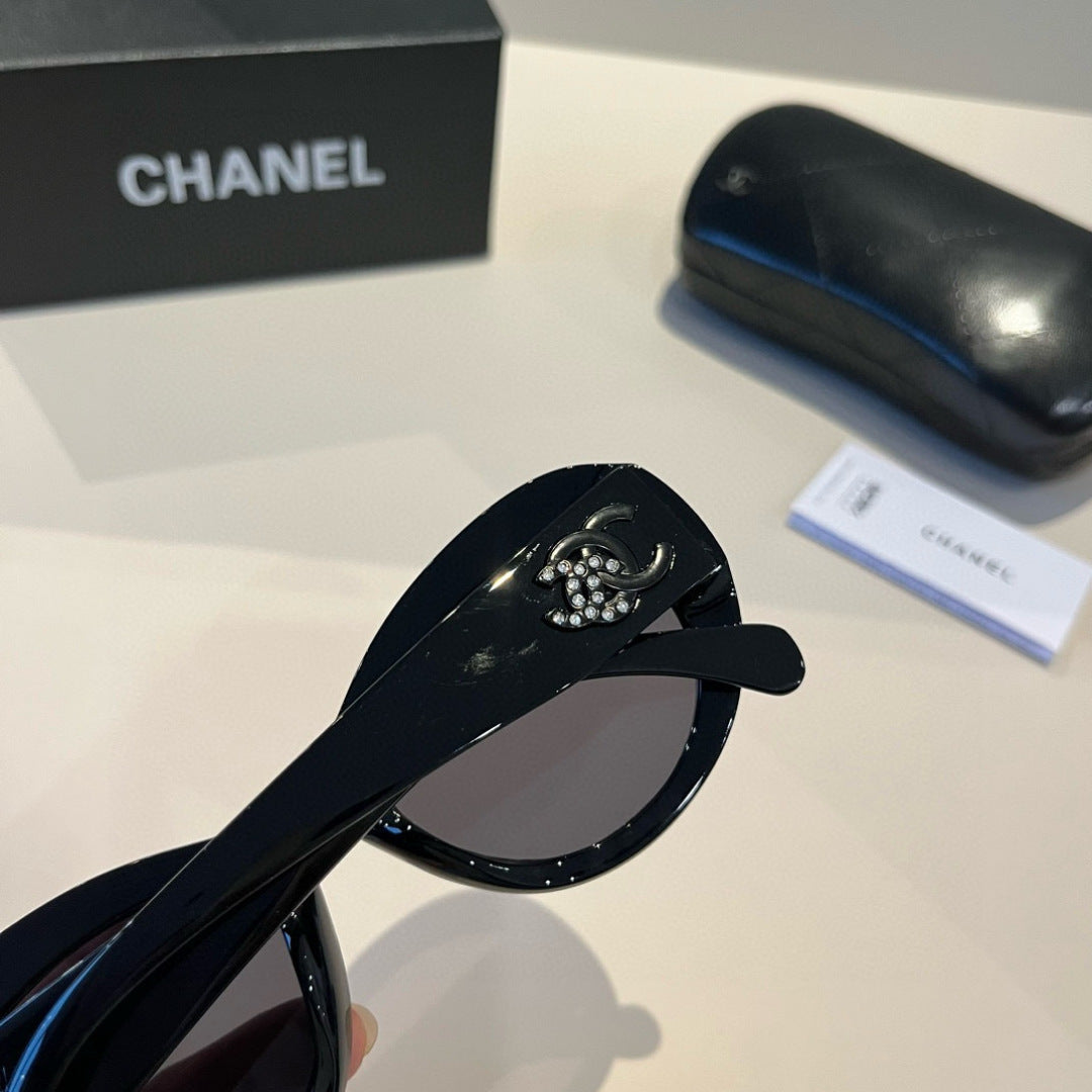 Chanel Fashion Black Lens Sunglasses for Men & Women - 867011 - detail image 7