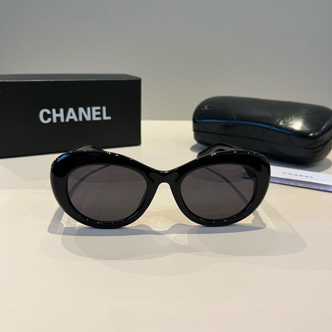 Chanel Fashion Black Lens Sunglasses for Men & Women - 867011 - detail image 2