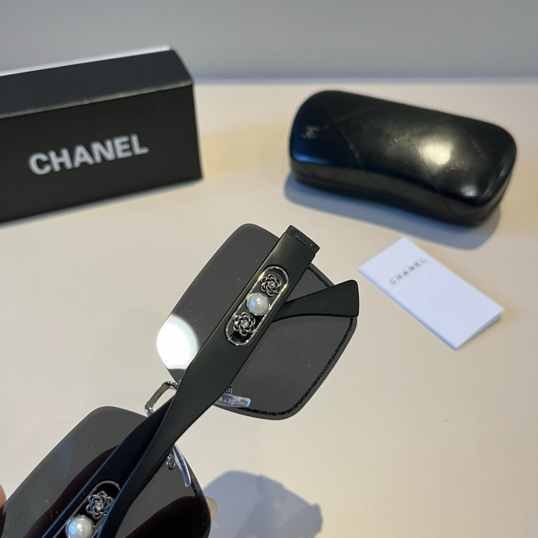 Chanel Fashion Black Lens Sunglasses for Men & Women - 449009 - detail image 6