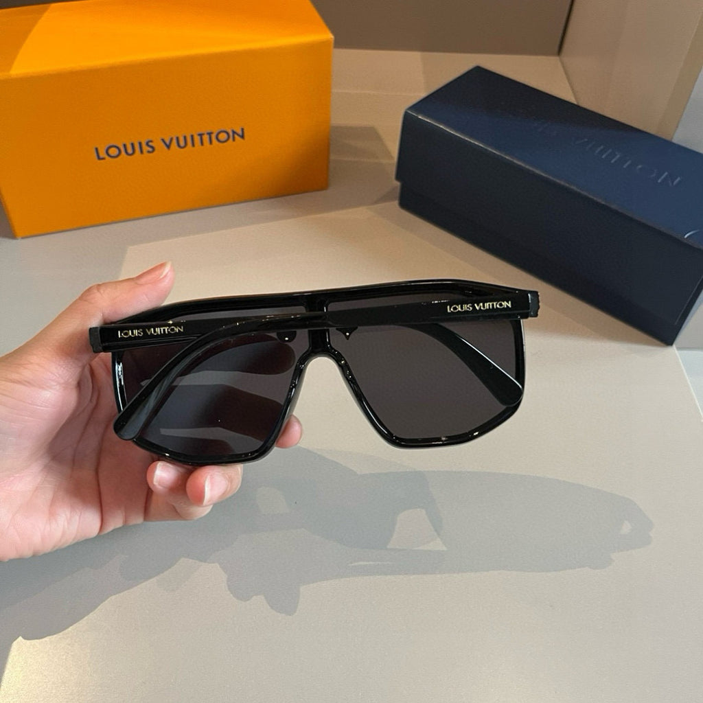 Louis Vuitton Polarized Fashion Gold Lens Sunglasses for Men - 414800 - detail image 6
