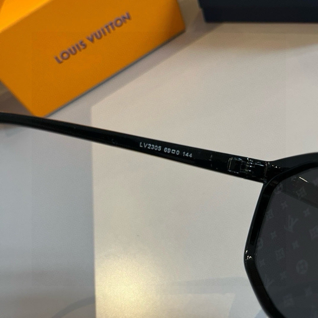 Louis Vuitton Polarized Fashion Gold Lens Sunglasses for Men - detail image 8