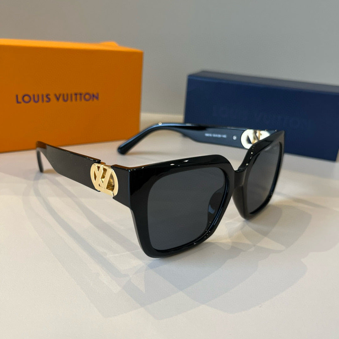 Louis Vuitton Slim Black Lens Sunglasses for Men & Women - 464678