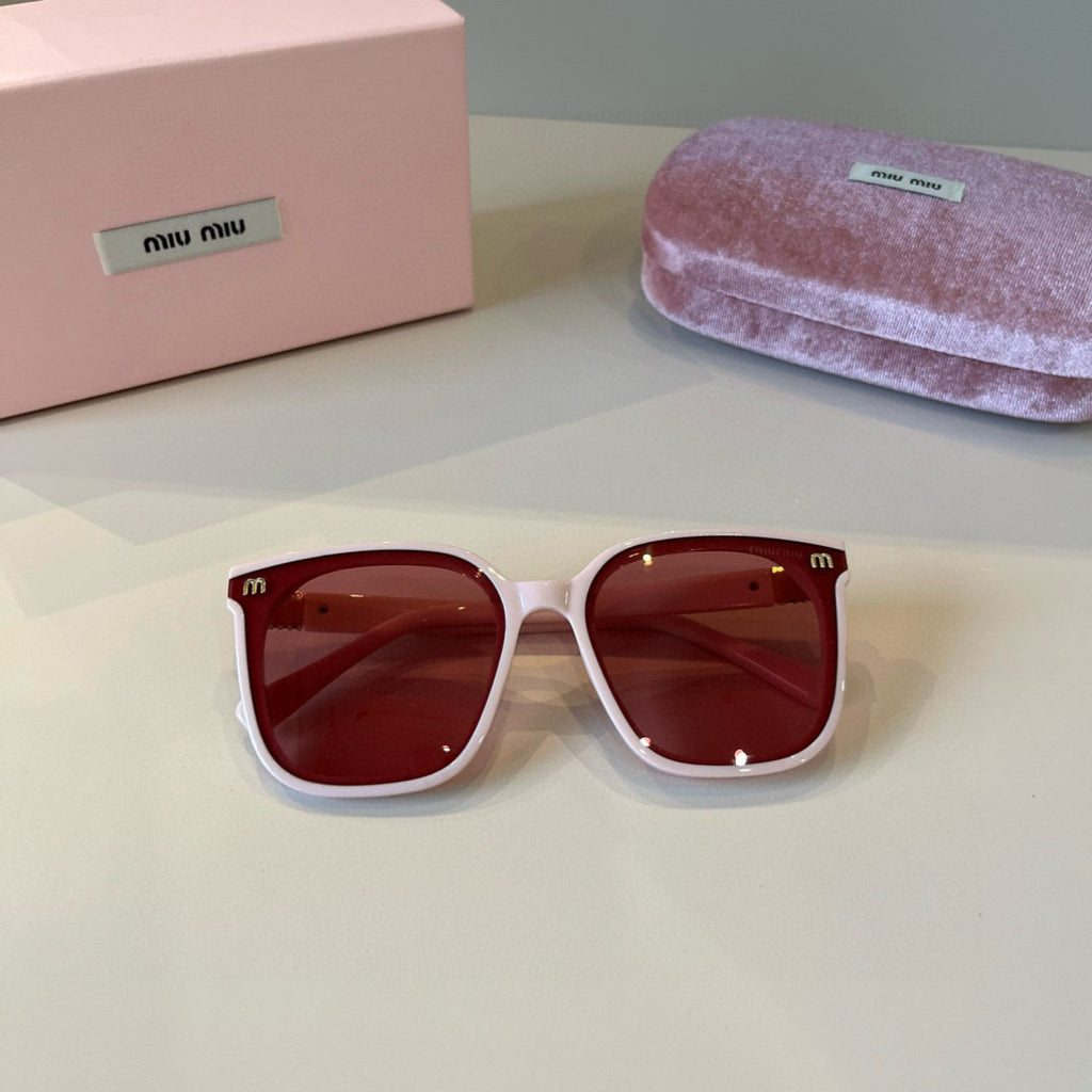 Miu Miu Fashion Red Lens Sunglasses for Men & Women - 487584 - detail image 3