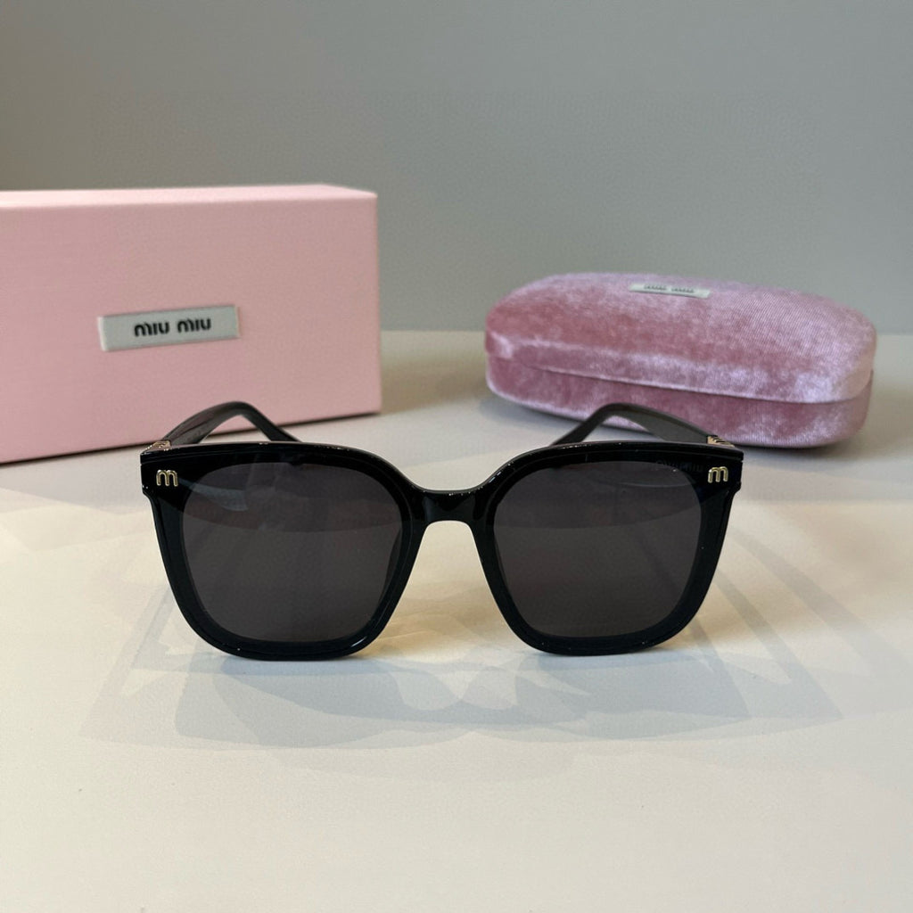 Miu Miu Fashion Black Lens Sunglasses for Men & Women - 372407 - detail image 2