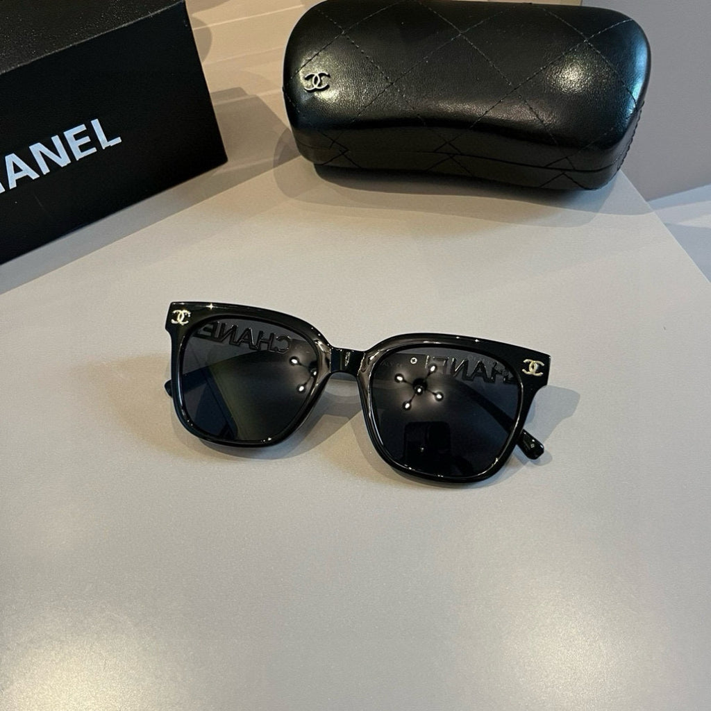 Chanel Fashion Gold Lens Sunglasses for Men & Women - 867039 - detail image 7