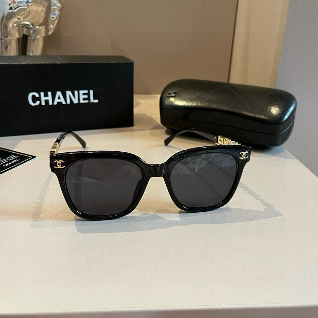 Chanel Fashion Gold Lens Sunglasses for Men & Women - 867039 - detail image 4