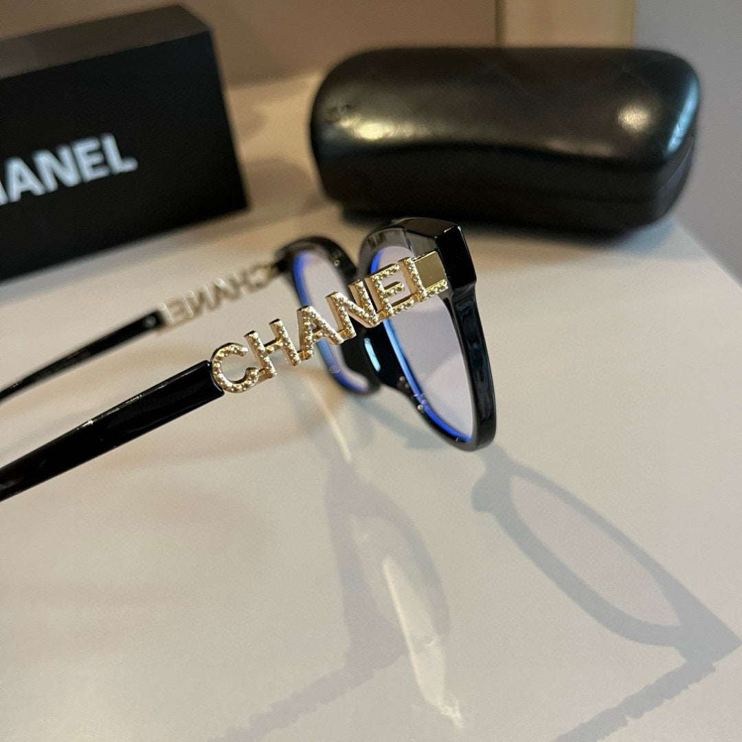 Chanel Fashion Silver Lens Sunglasses for Men & Women - 867041 - detail image 2
