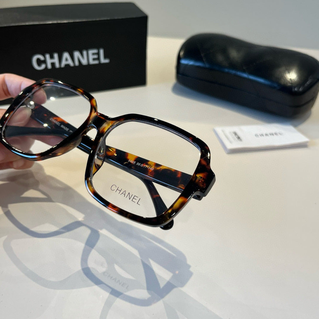 Chanel Oversized Silver Lens Sunglasses for Men & Women - 358031 - detail image 7