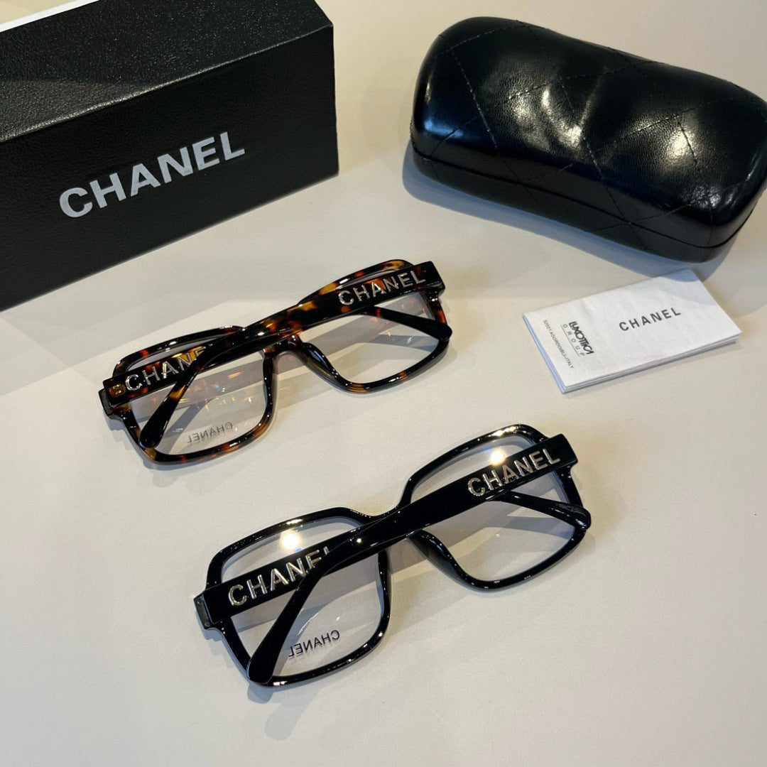 Chanel Oversized Silver Lens Sunglasses for Men & Women - 358031 - detail image 12