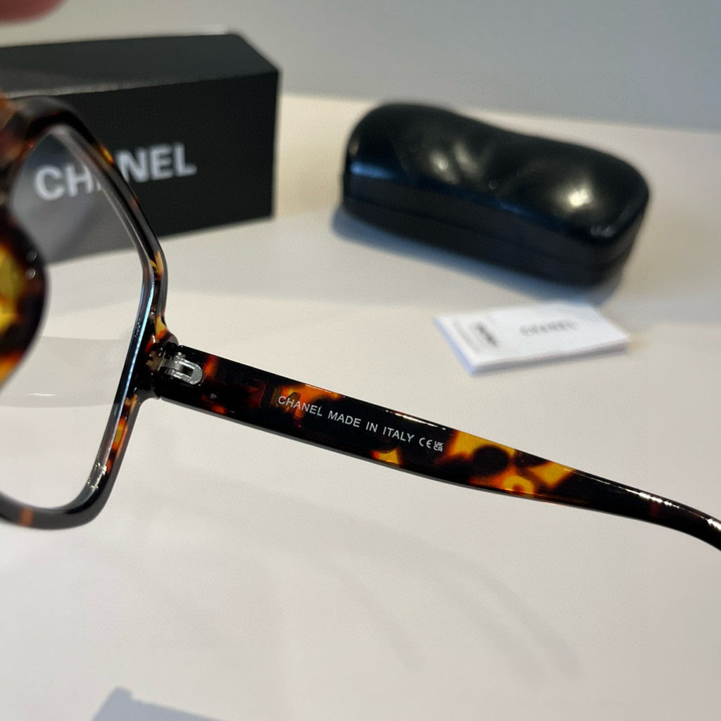 Chanel Oversized Silver Lens Sunglasses for Men & Women - 415204 - detail image 11
