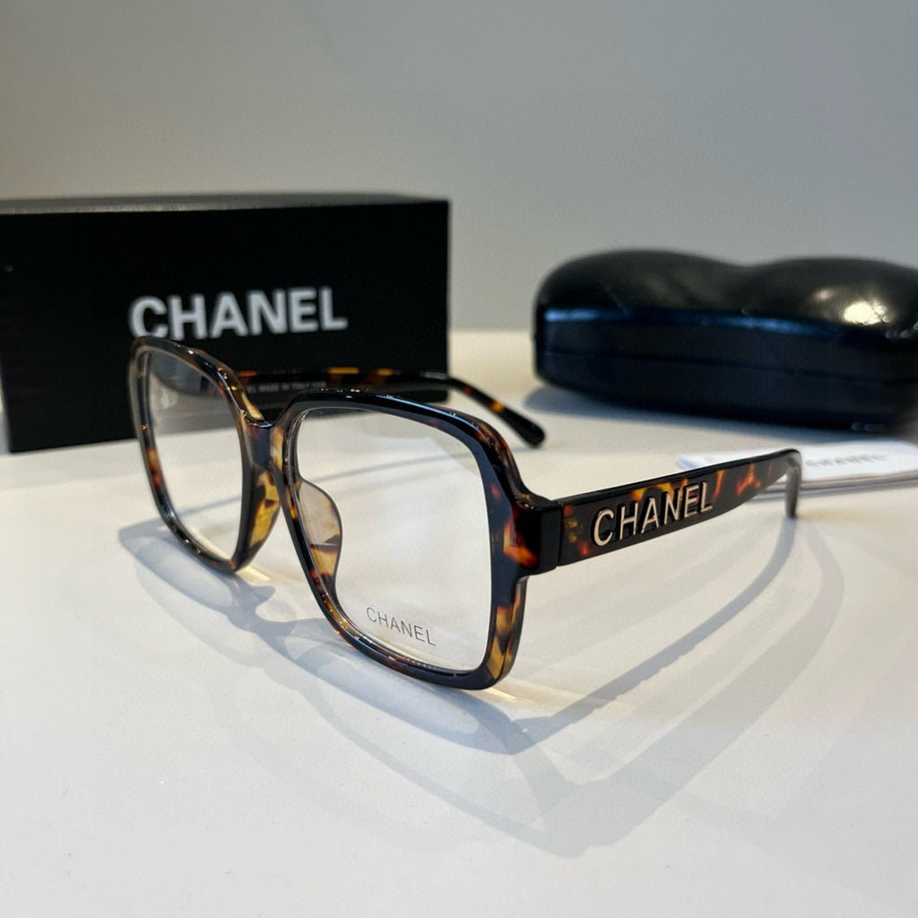 Chanel Oversized Silver Lens Sunglasses for Men & Women - 415204 - detail image 3