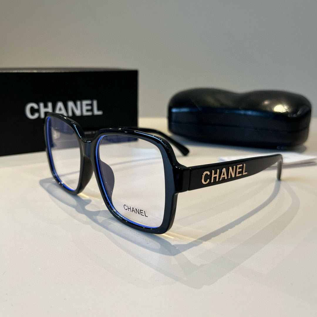 Chanel Oversized Black Lens Sunglasses for Men & Women - 358032 - detail image 3
