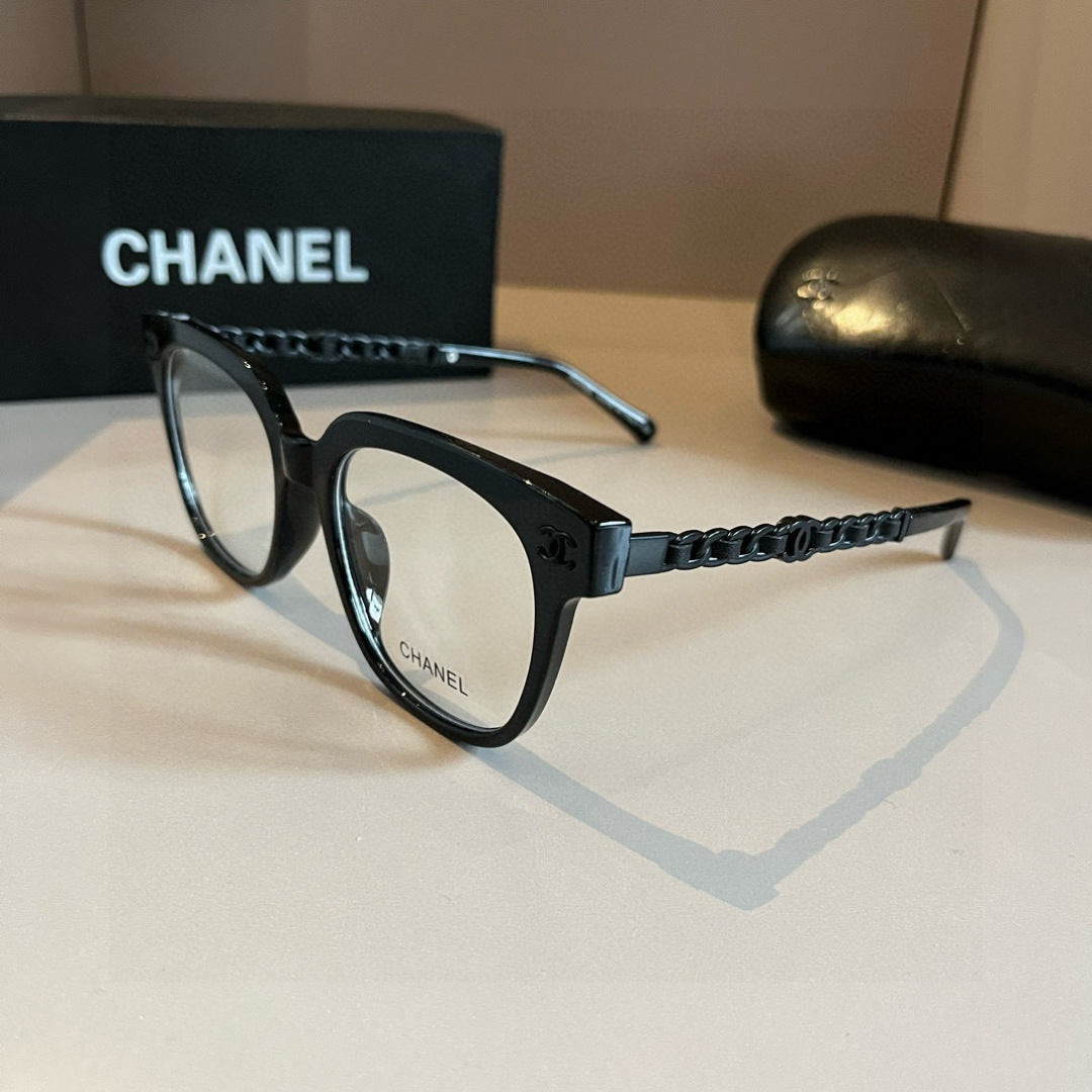 Chanel Oversized Silver Lens Sunglasses for Men & Women - 867042 - detail image 2