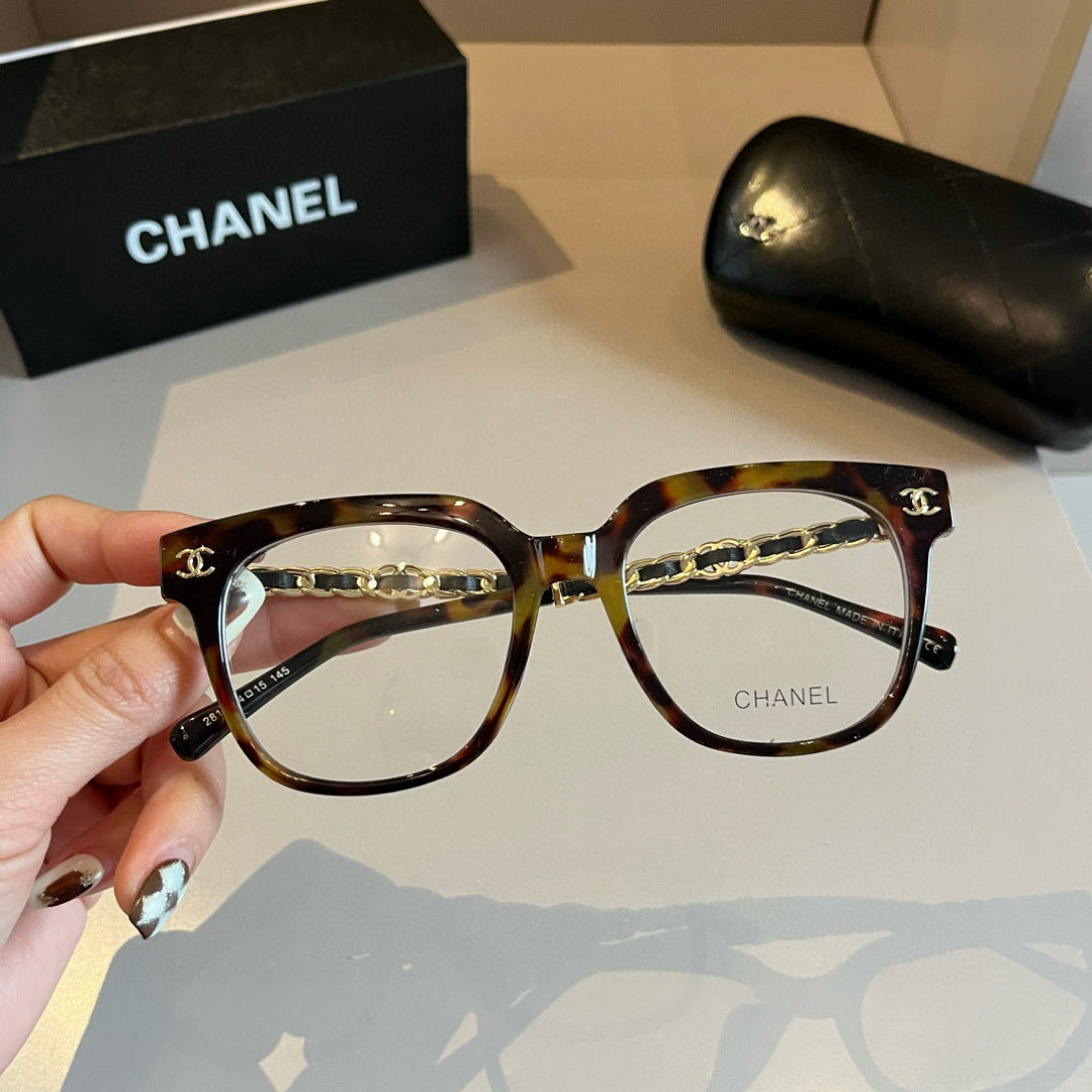 Chanel Oversized Silver Lens Sunglasses for Men & Women - 867045 - detail image 6