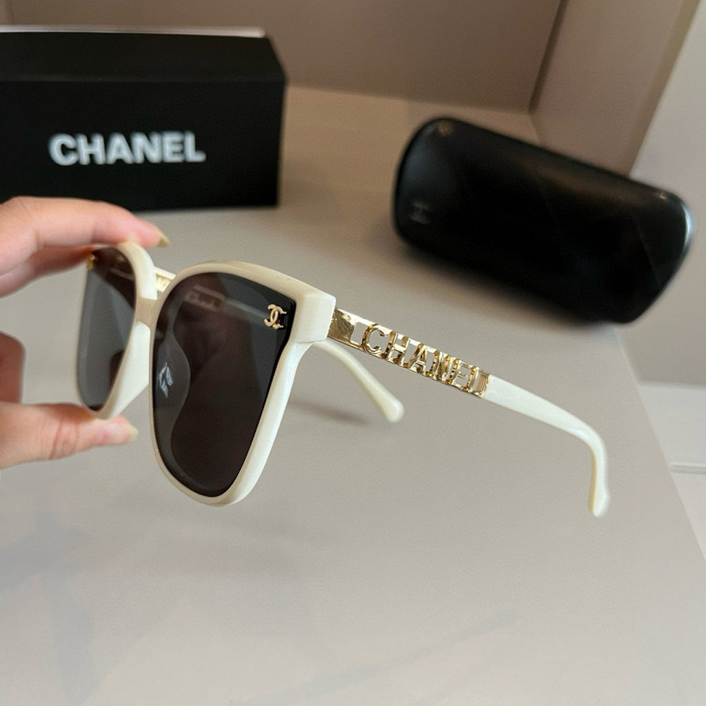 Chanel Oversized Silver Lens Sunglasses for Men & Women - 867049 - detail image 8