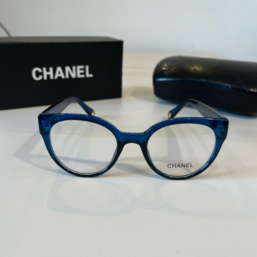 Chanel Blue-Light Fashion Blue Lens Sunglasses for Men & Women - 398520 - detail image 2