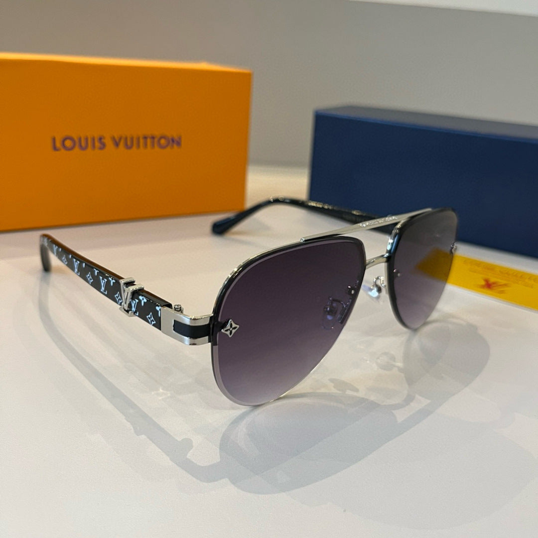 Louis Vuitton Metal Aviator Silver Lens Sunglasses for Men & Women - 866902