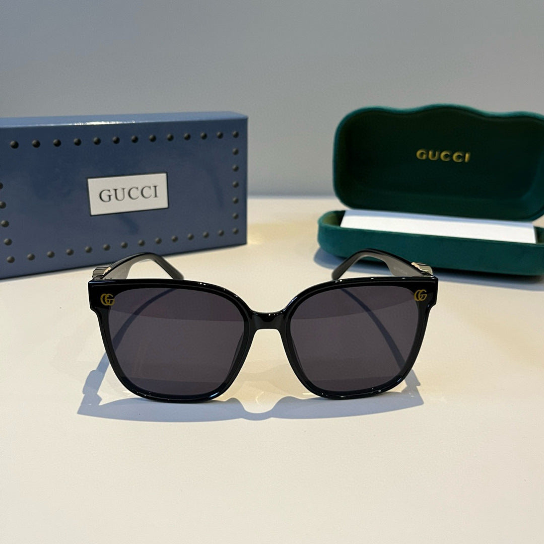 Gucci Fashion Black Lens Sunglasses for Men & Women - 398311 - detail image 2