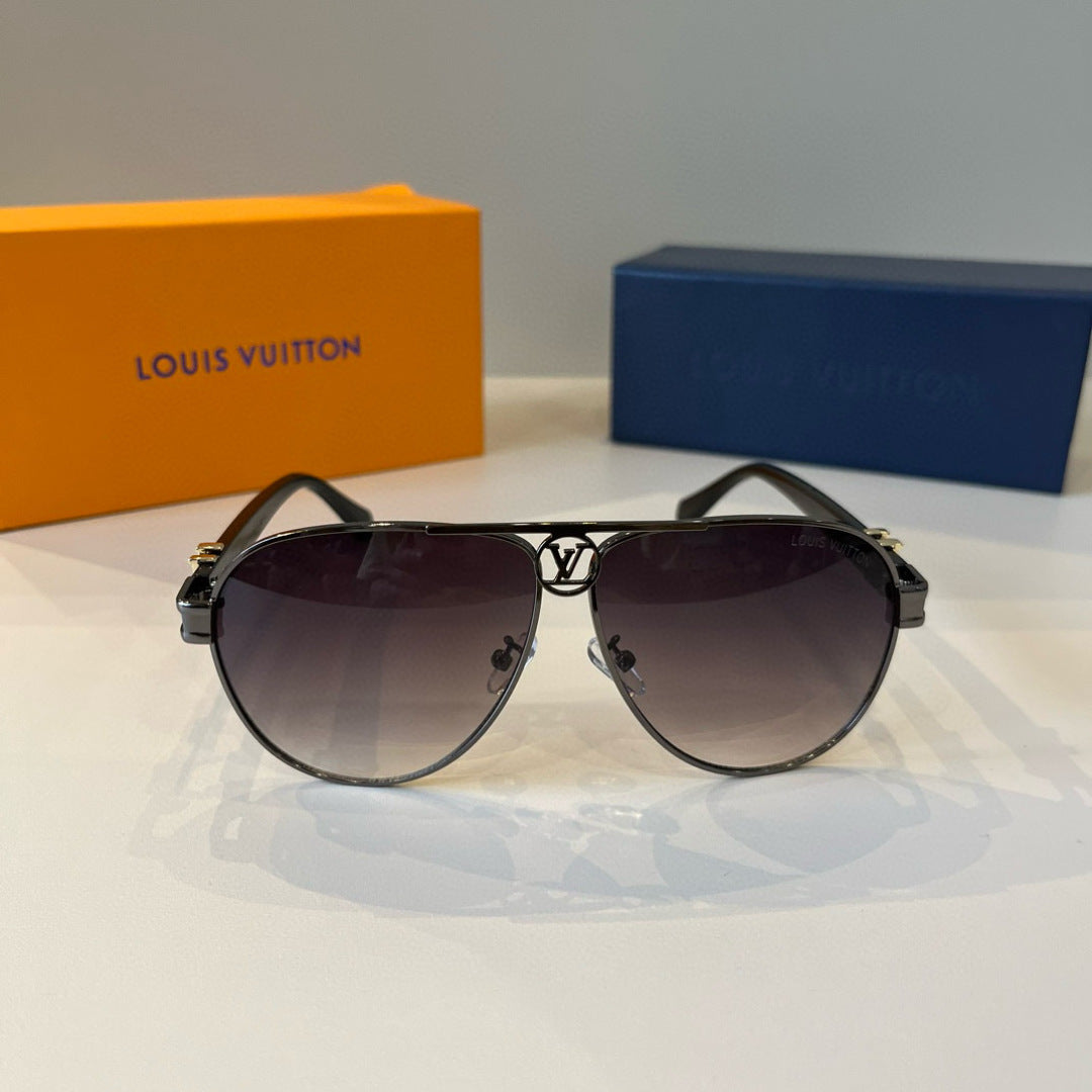 Louis Vuitton Metal Aviator Silver Lens Sunglasses for Men & Women - 933778 - detail image 2