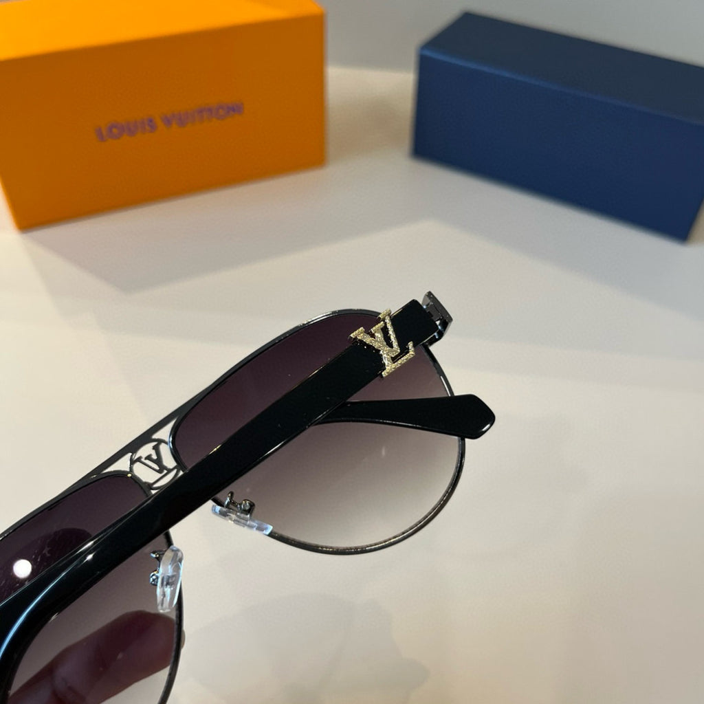 Louis Vuitton Metal Aviator Silver Lens Sunglasses for Men & Women - 933778 - detail image 7
