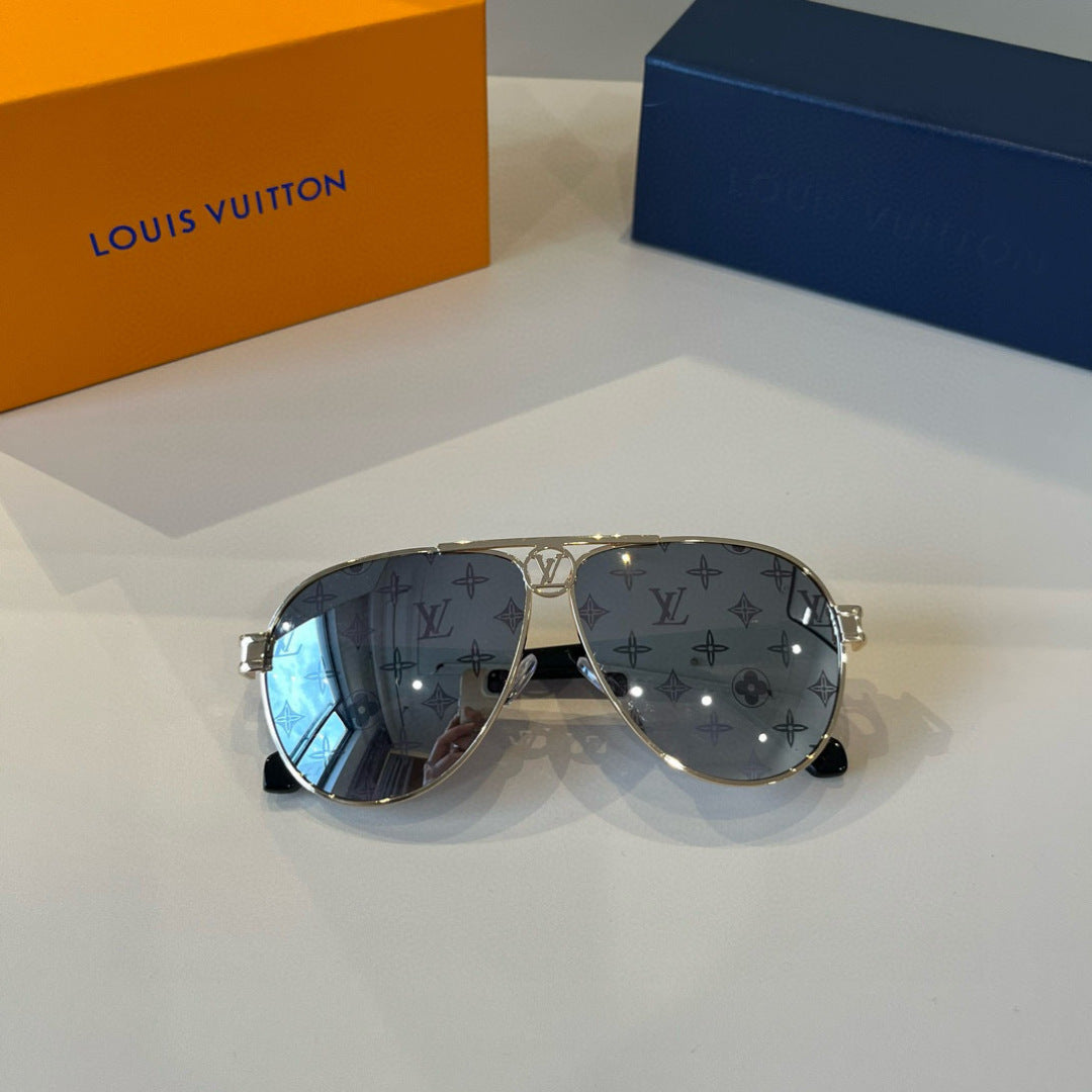 Louis Vuitton Metal Aviator Silver Lens Sunglasses for Men & Women - 933779 - detail image 4