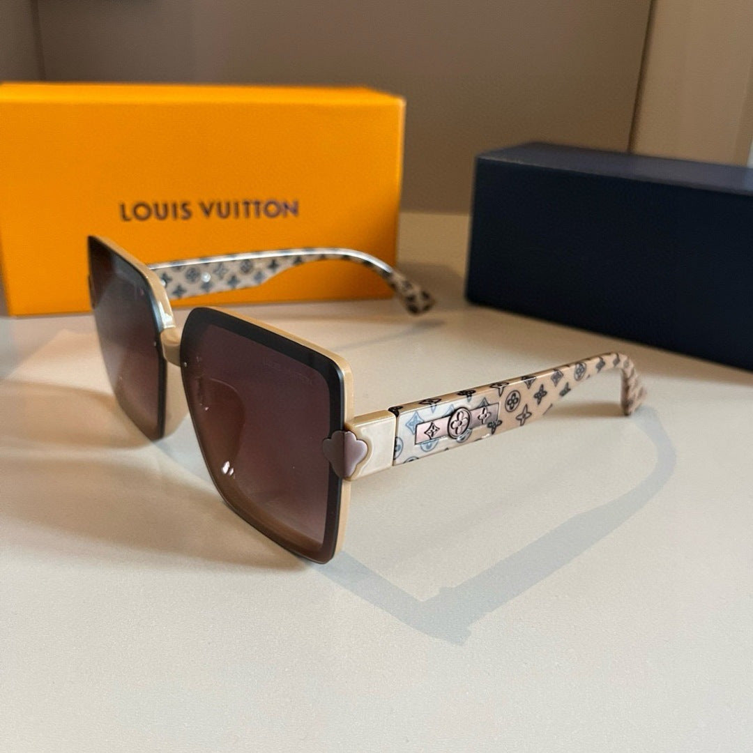 Louis Vuitton Fashion Gold Lens Sunglasses for Men & Women - 933780 - detail image 2