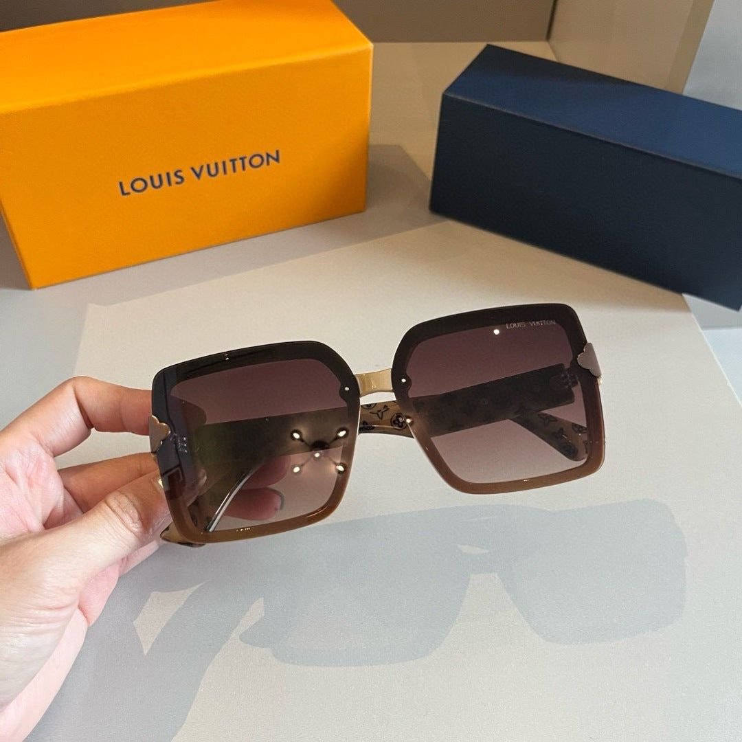 Louis Vuitton Fashion Gold Lens Sunglasses for Men & Women - 933780 - detail image 4