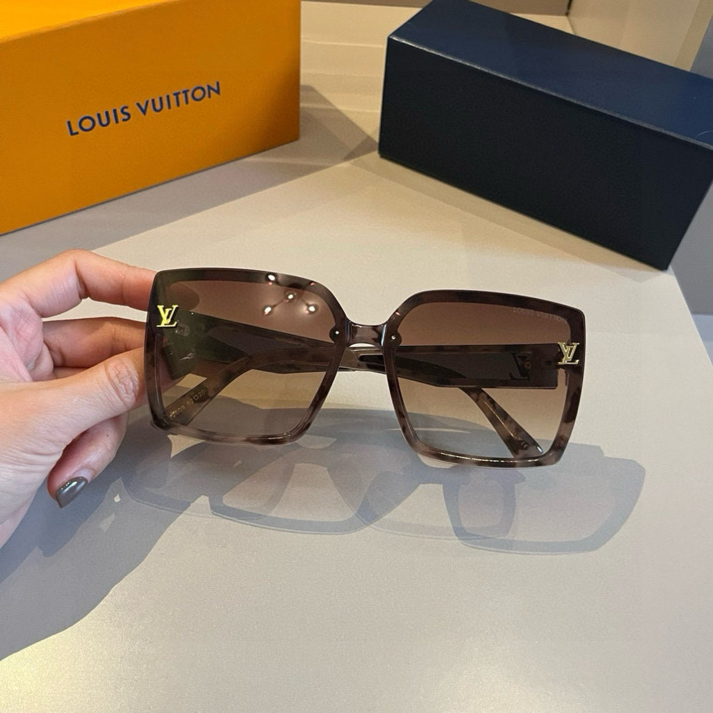 Louis Vuitton Fashion Gold Lens Sunglasses for Men & Women - 486154 - detail image 2