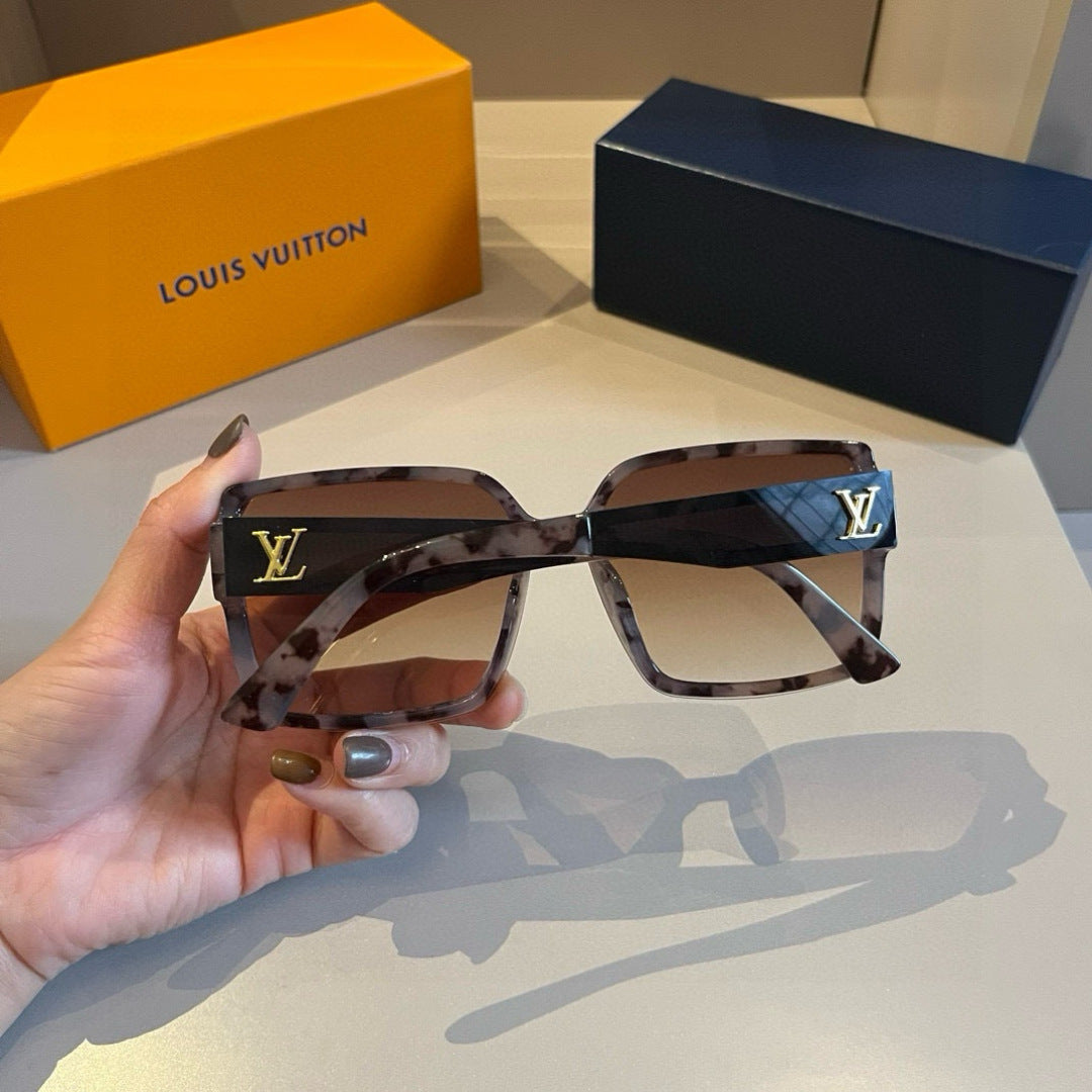Louis Vuitton Fashion Gold Lens Sunglasses for Men & Women - 464679 - detail image 6