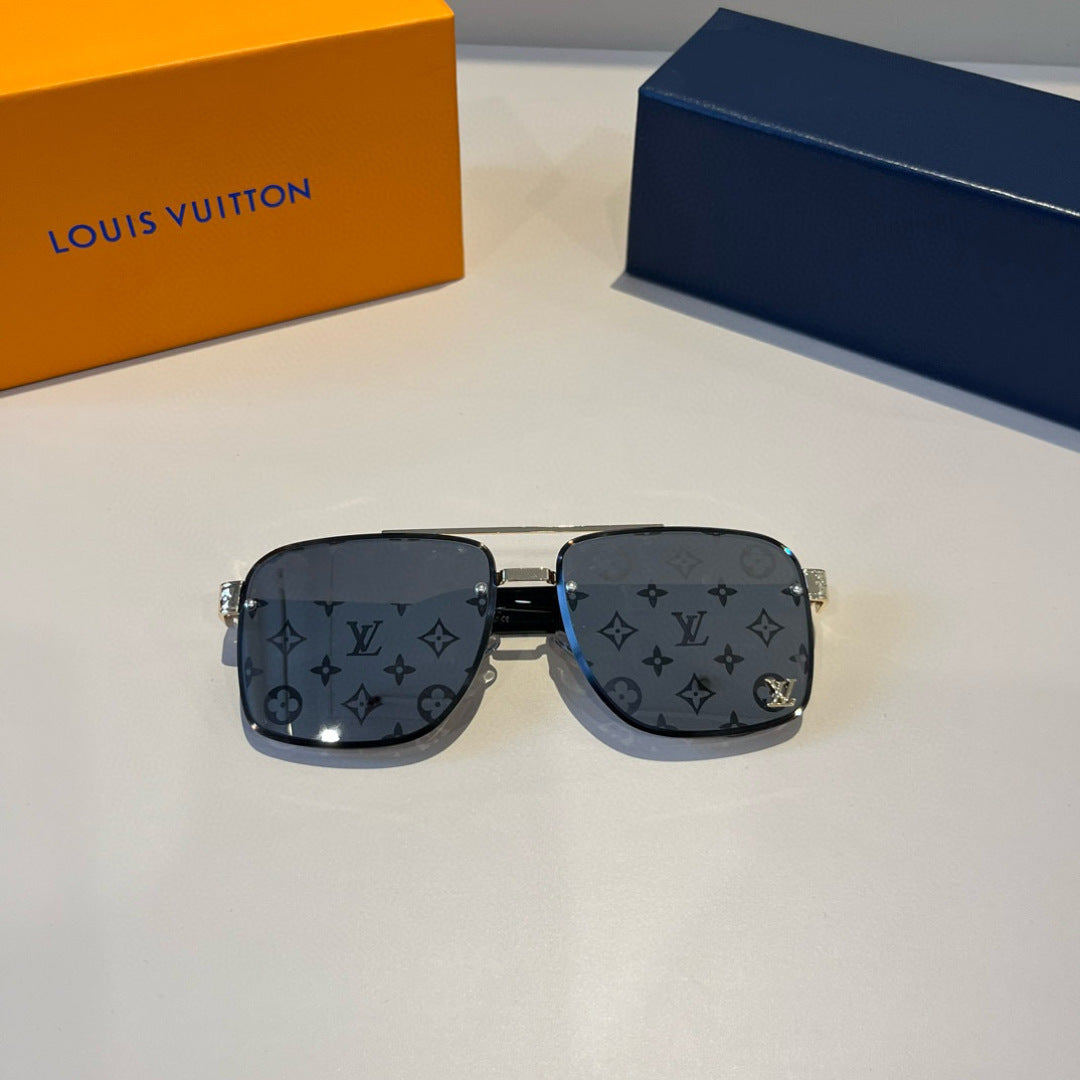 Louis Vuitton Metal Aviator Gray Lens Sunglasses for Men & Women - 933798 - detail image 5