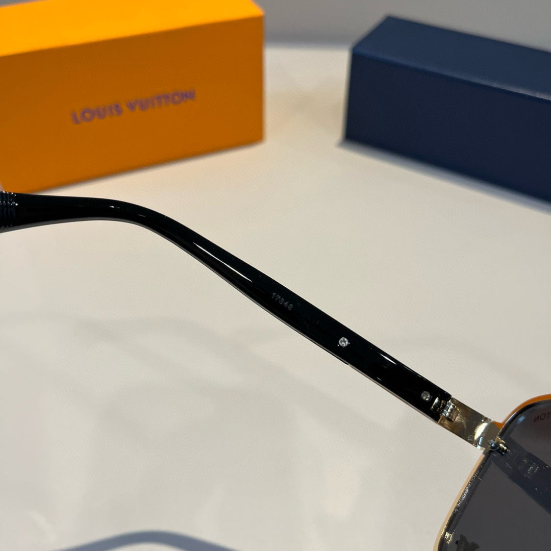 Louis Vuitton Metal Aviator Black Lens Sunglasses for Men & Women - 933799 - detail image 9