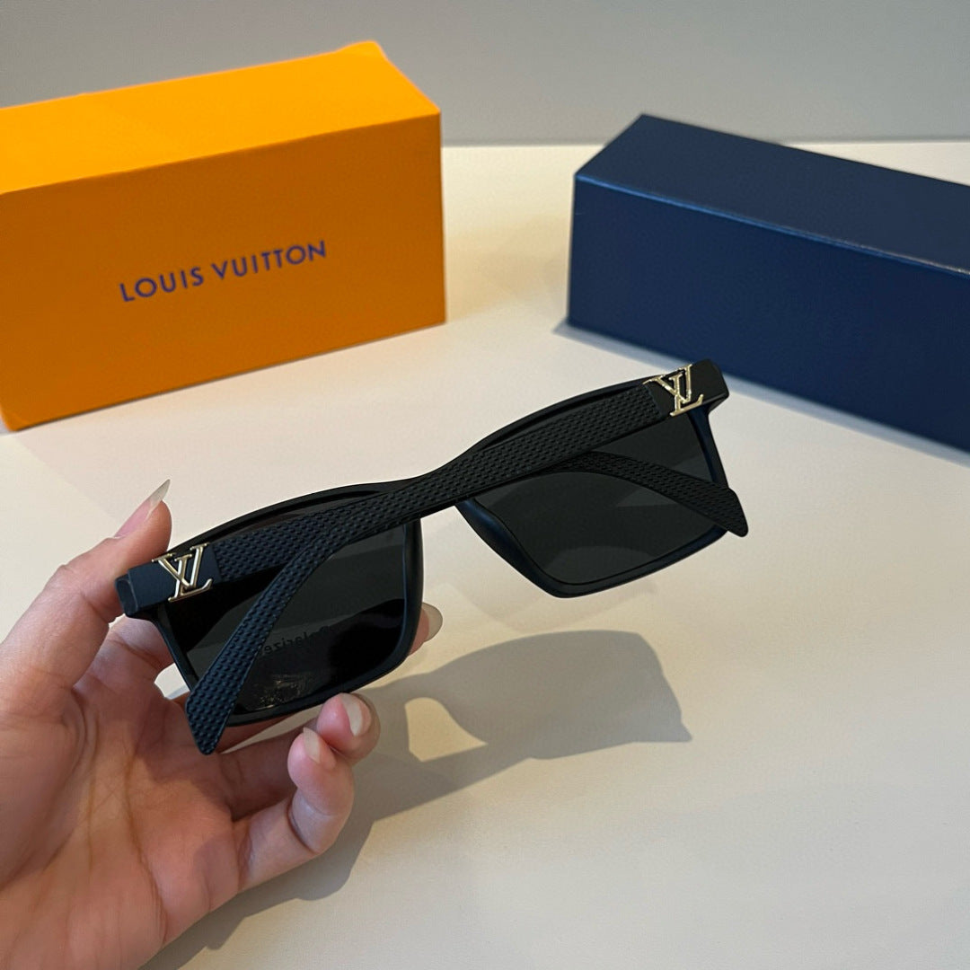Louis Vuitton Fashion Black Lens Sunglasses for Men & Women - 933800 - detail image 8