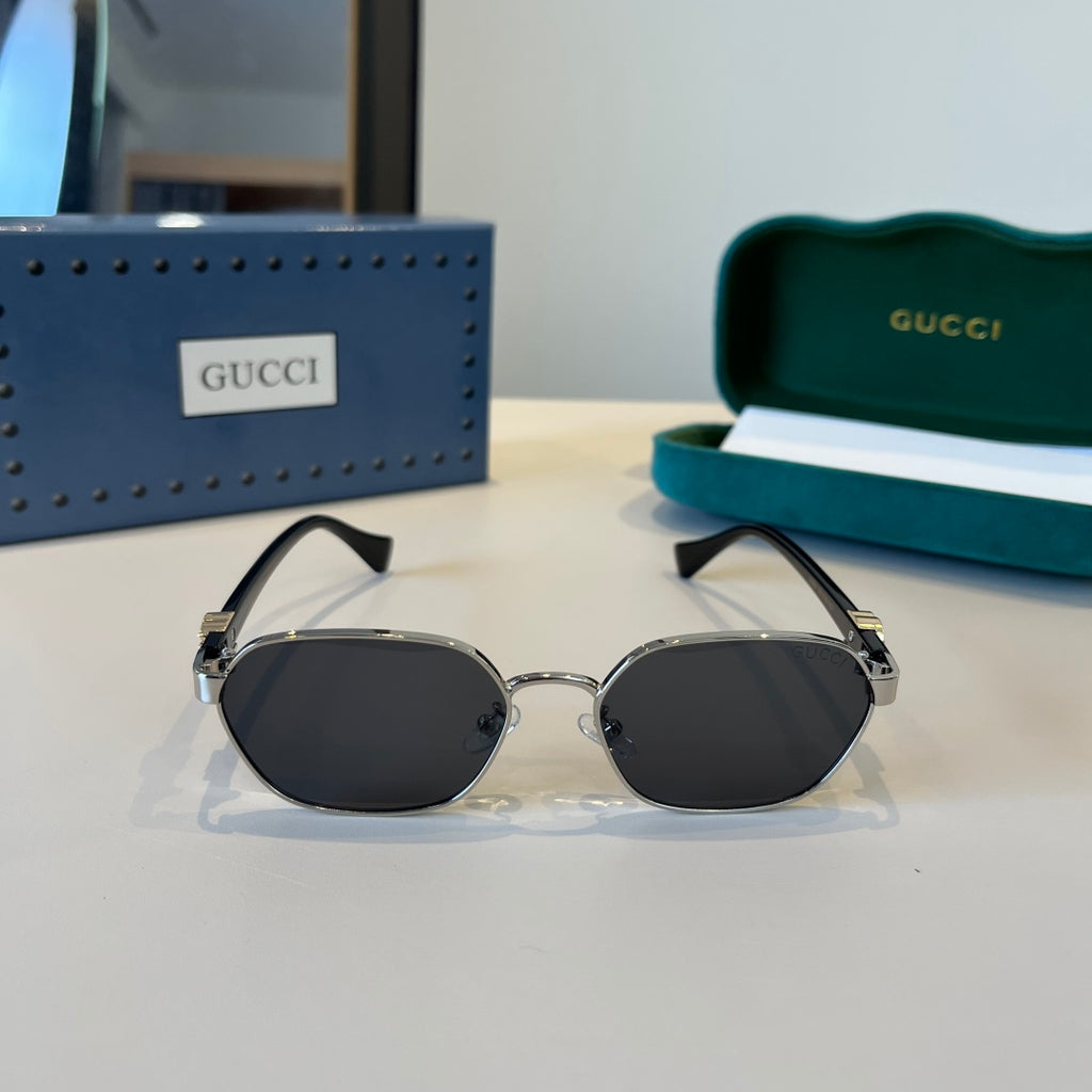 Gucci Polarized Fashion Silver Lens Sunglasses for Men - 997588 - detail image 2